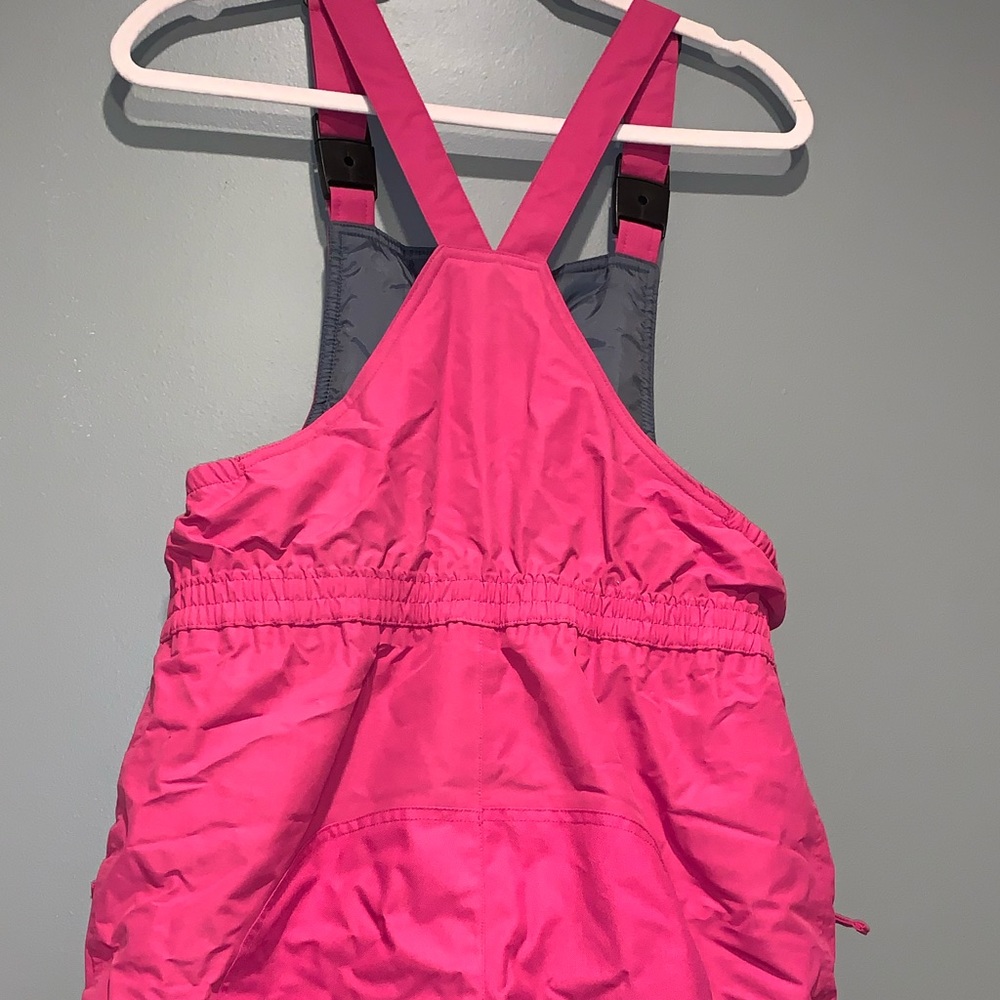 𝙻𝚊𝚗𝚍𝚜' 𝙴𝚗𝚍 𝙺𝚒𝚍𝚜 𝚂𝚗𝚘𝚠𝚜𝚞𝚒𝚝 - Picture 5 of 6